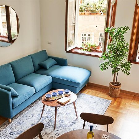 Cozy Duomo - Elegant & Quiet, 300M From Cathedral Apartamento Milão Exterior foto